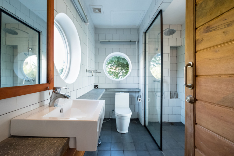 Bathroom 4, Pippali Hotel, Kampot
