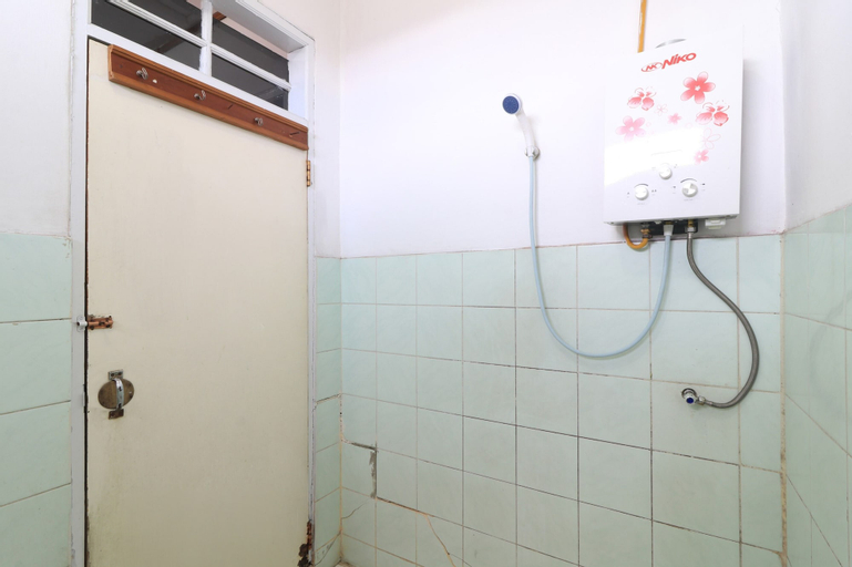 Bedroom 4, Abang Hotel Ciwidey, Bandung