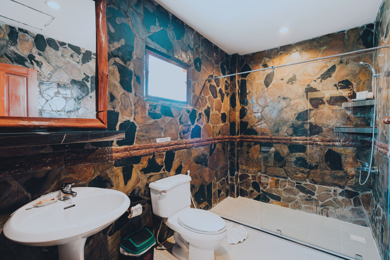 Bathroom 4, Havana Beach Resort, Ko Phangan
