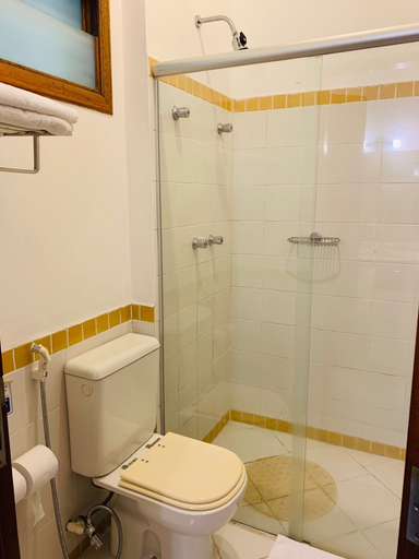 Bathroom 3, Pousada Brigitte, São Sebastião