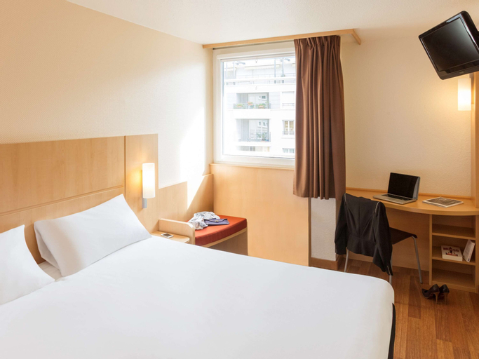 Bedroom 4, ibis Lyon Gerland Rue Merieux, Rhône