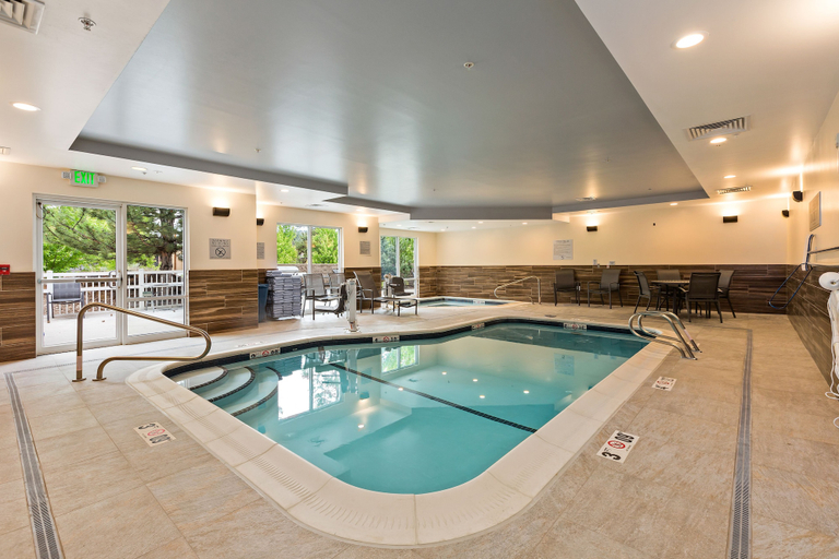 Sport & Beauty 5, Fairfield Inn & Suites by Marriott Bend Downtown, Deschutes