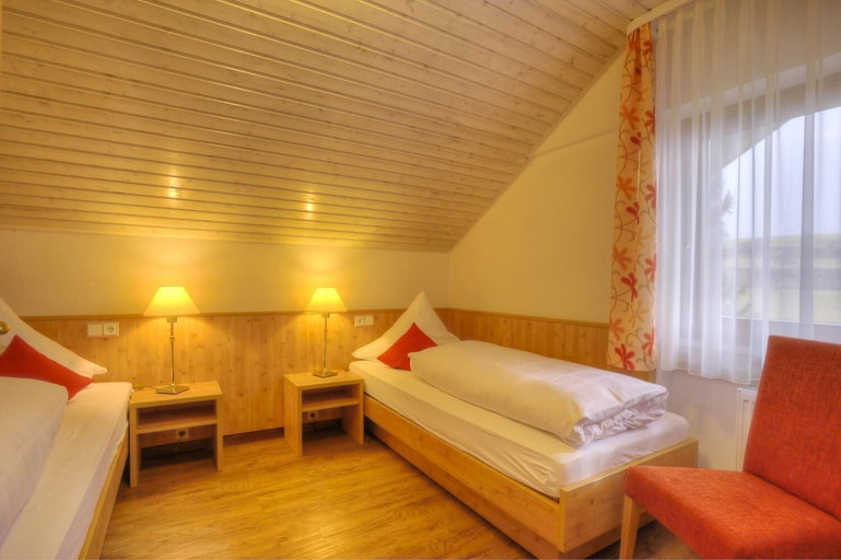 Bedroom 3, Pension Fohrenberg, Waldshut