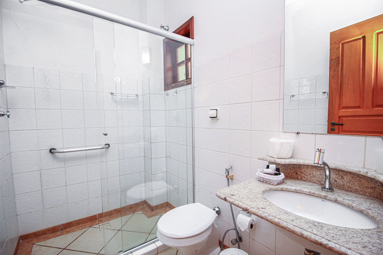 Bathroom 4, Pousada Flores do Cerrado, Pirenópolis