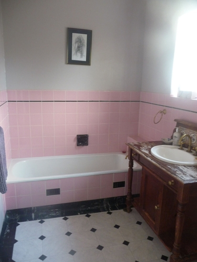 Bathroom, Country Bakehouse Accommodation, Northern Areas