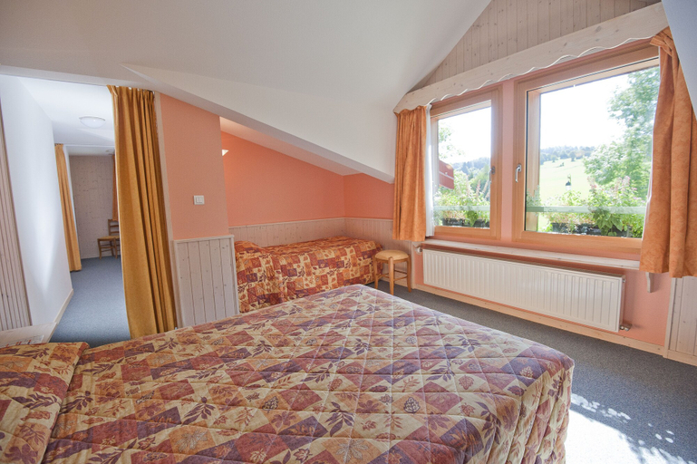 Bedroom 4, Hotel Etoile Des Neiges, Doubs