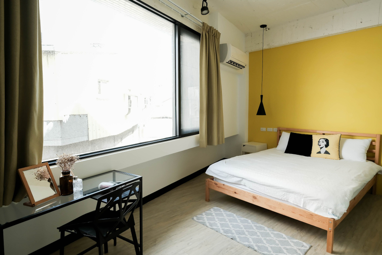 Bedroom 3, Luke 27, Tainan