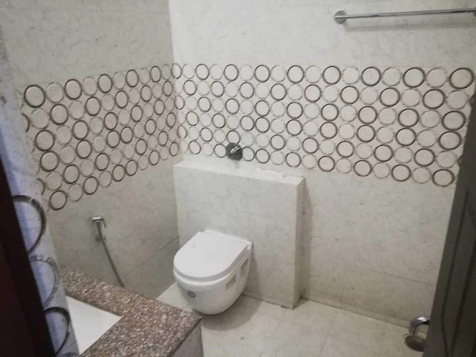 Bathroom, Hotel Bandhan, Shravasti