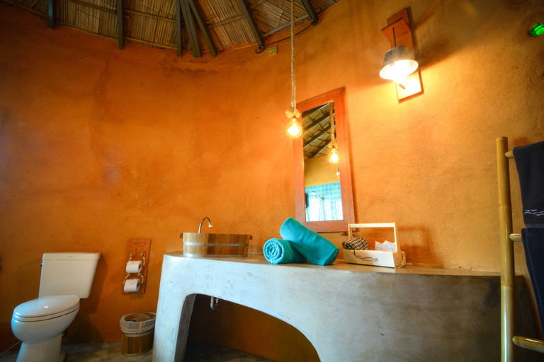 Bathroom 4, The Mud, Ko Samui