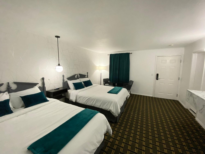 Bedroom 5, Pilgrim Inn, Berkshire