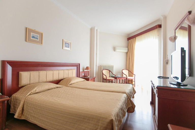 Bedroom 3, Hotel Tzaki, West Greece