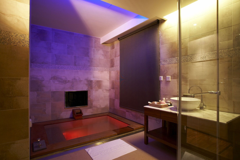 Bathroom 3, Yuma Hot Spring Hotel, New Taipei City