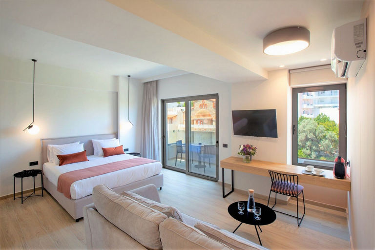 Bedroom 4, The City Hotel & Suites, Crete