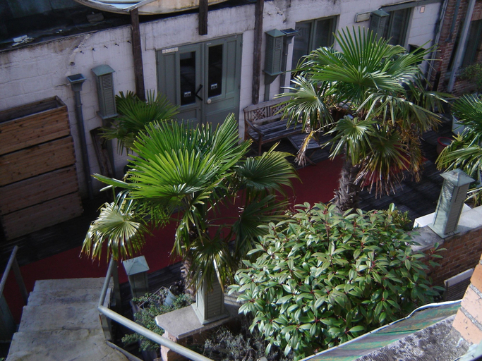 Others 5, Hotel Koffieboontje, West-Vlaanderen