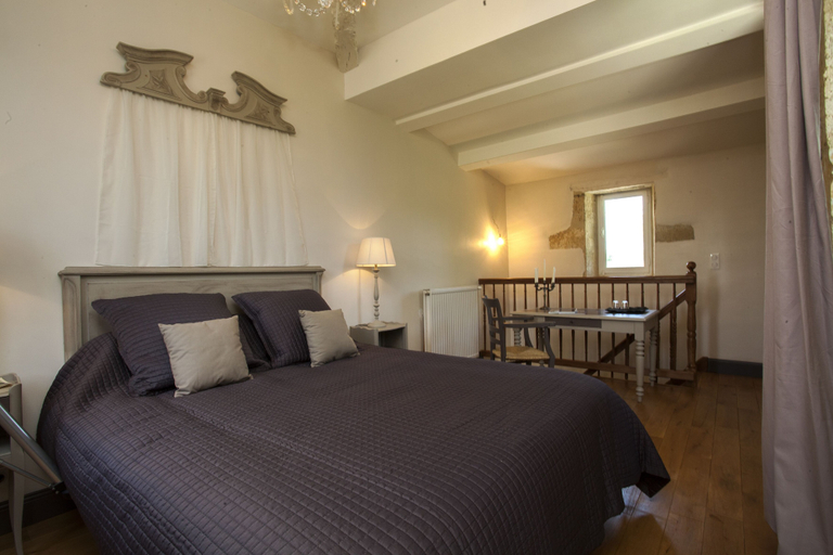 Bedroom 3, Maison d'hotes de Charme Les Bruhasses, Gers