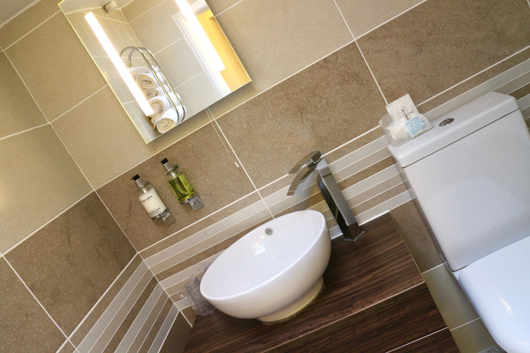 Bathroom 4, Grove House, North Yorkshire