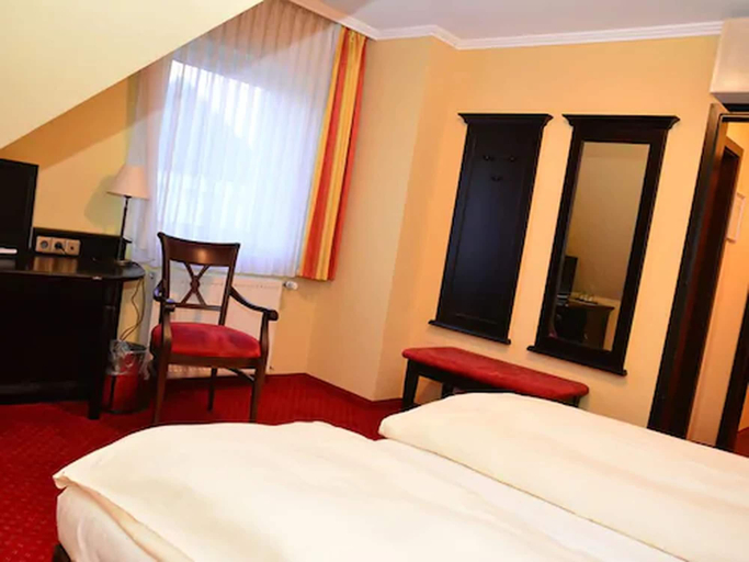 Bedroom 3, Amadis Hotel, Gütersloh