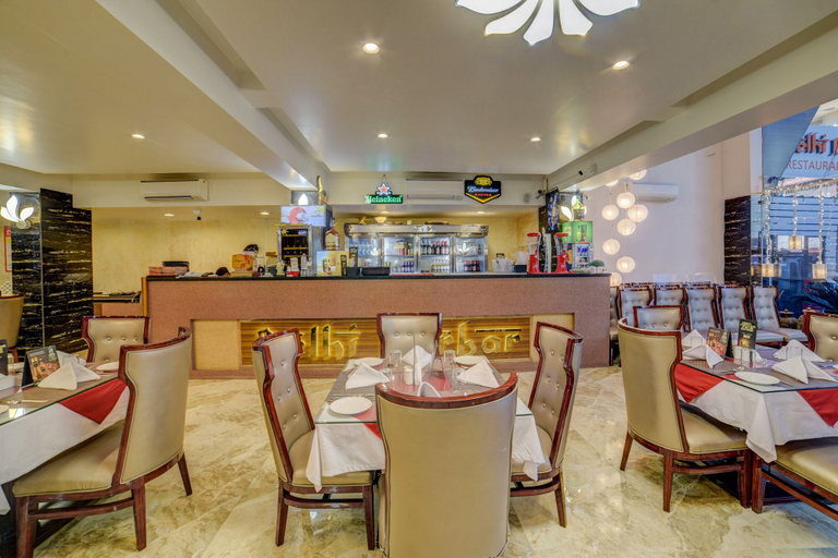 Food & Drinks 5, Oriva Sarala Crown, North Goa