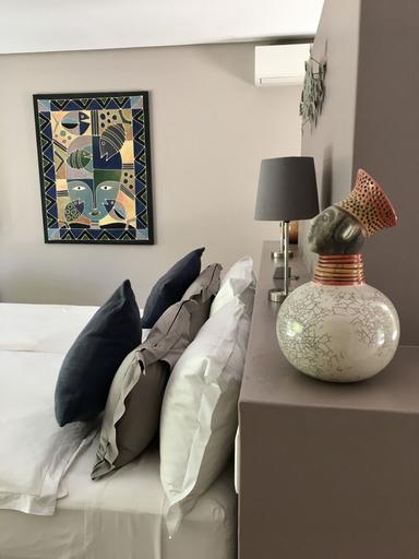 Bedroom 4, Lily Pond Country Lodge, Eden