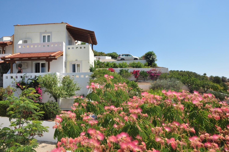 Exterior & Views 2, Castri Village Hotel, Crete