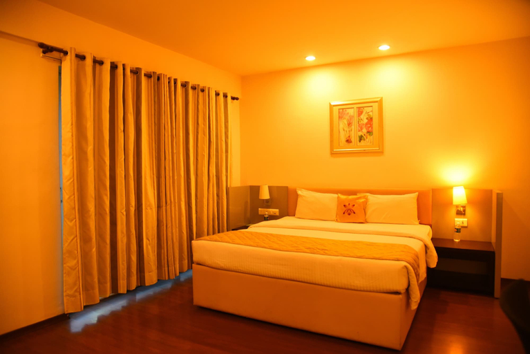 Bedroom 3, Royal Orchid Suites, Bangalore