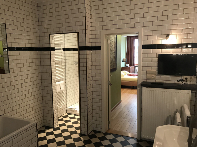 Bathroom 4, Malecot Hotel by F-Hotels, West-Vlaanderen