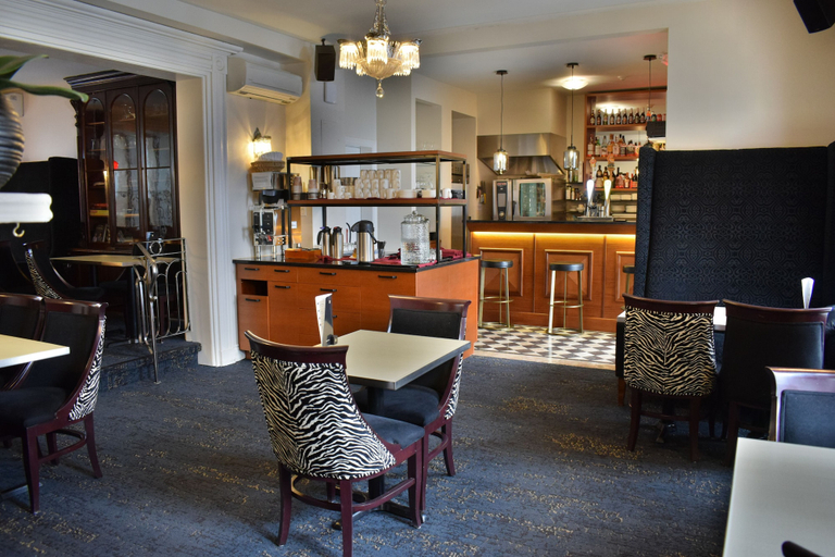 Food & Drinks 5, Le Manoir d'Auteuil - Par Aneyro, Communauté-Urbaine-de-Québec