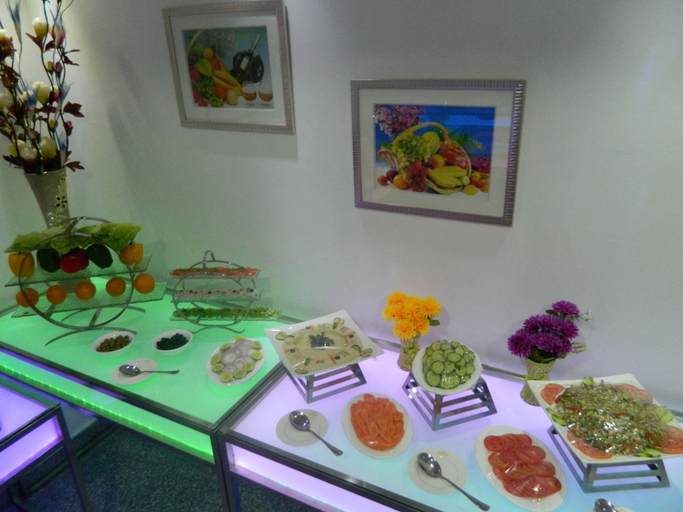 Food & Drinks 5, Wanasa Hotel Apartments, Seeb