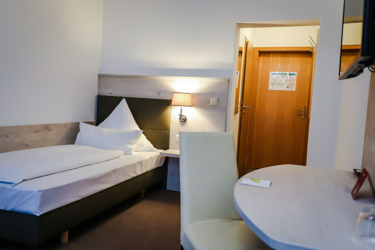 Bedroom 4, Waldhotel Luise, Freudenstadt