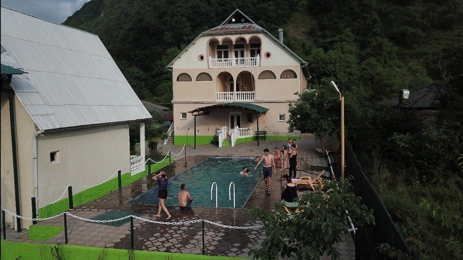 Exterior & Views 1, Hotel Canyon, Khoni