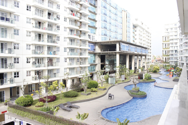 Exterior & Views 3, Artistic & Scenic Studio at Gateway Pasteur near Cimahi By Travelio, Bandung