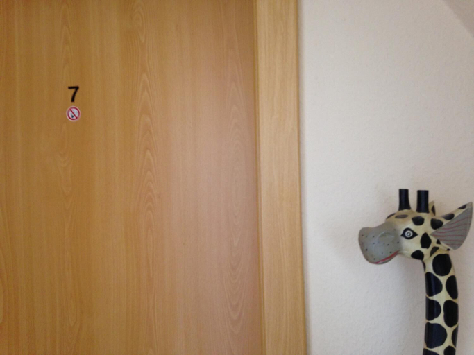 Bedroom 3, Bei Alex - Frühstückspension, Cuxhaven