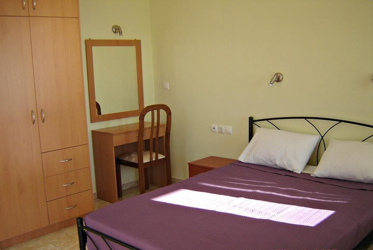Bedroom 3, Kleio Studios, Crete