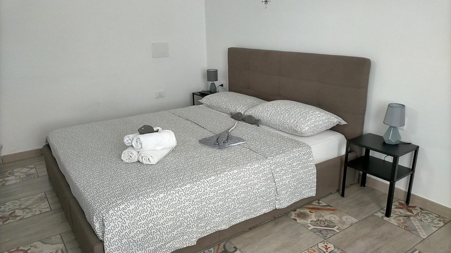 Bedroom 2, Cozzo Spadaro B&B, Syracuse