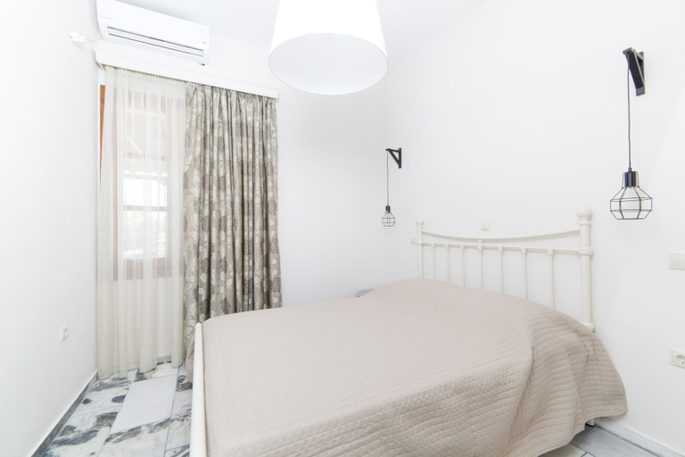 Bedroom 4, Agerino, South Aegean