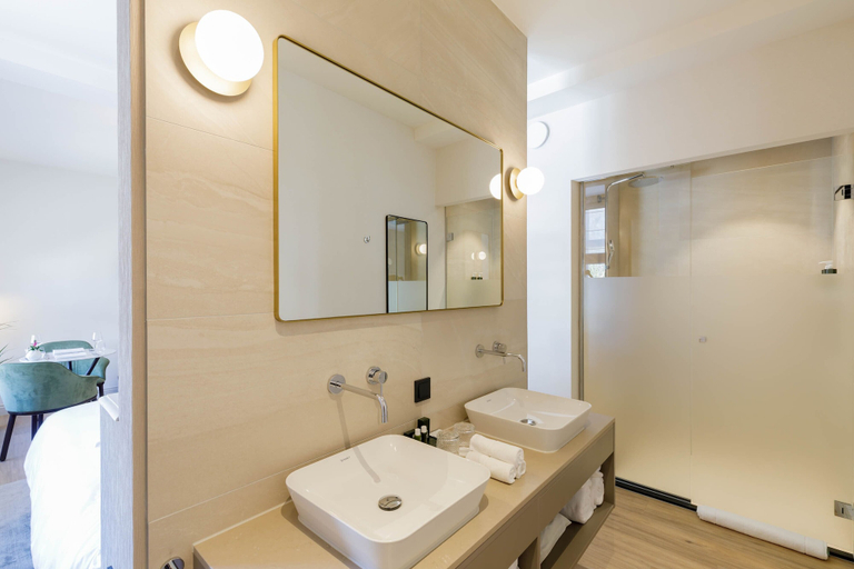 Bathroom 3, Hotel Flora Batava, Loenen