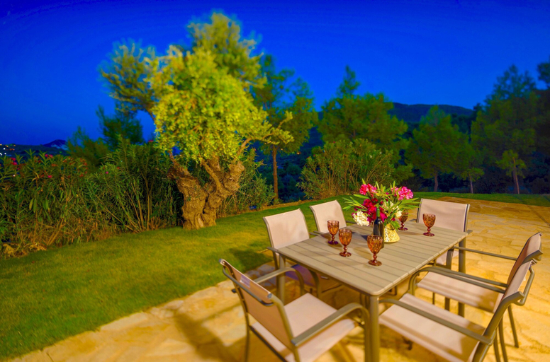 Others 5, Keri View, Ionian Islands