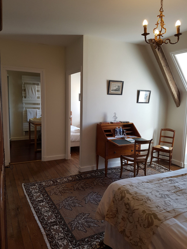 Bedroom 3, Manoir de Kergrec'h, Côtes-d'Armor