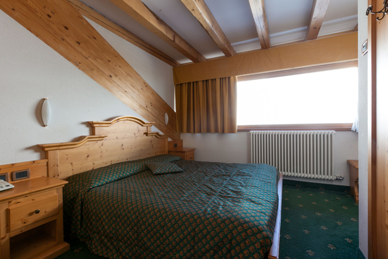 Bedroom 3, Sporting Hotel, Trento