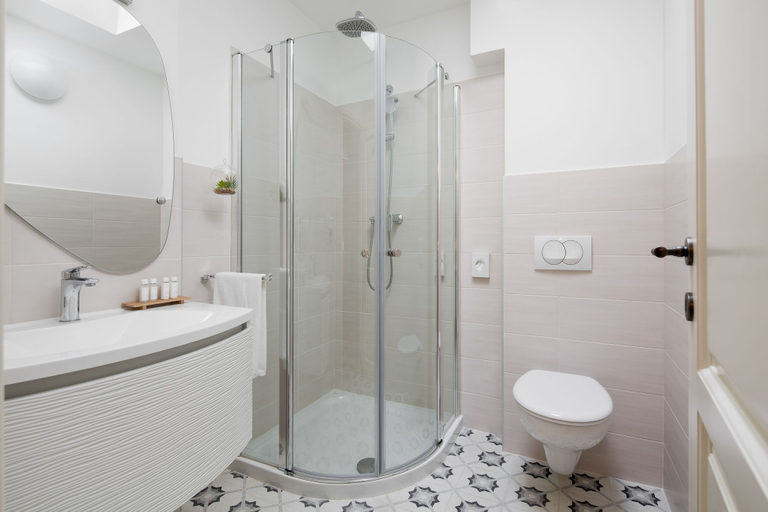 Bathroom 4, Noemi's rooms, Rovinj
