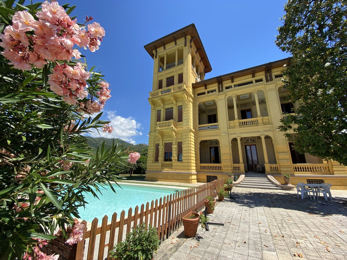 Villa Moorings, Lucca