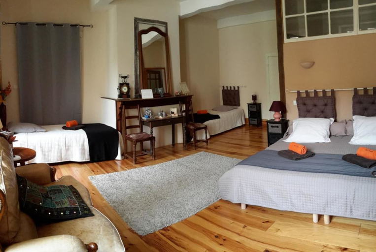 Bedroom 5, Belle Occitane, Ariège