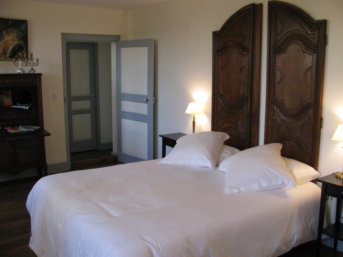 Bedroom 3, Chambres d'hôtes -B&B- La Bonneterie, Creuse