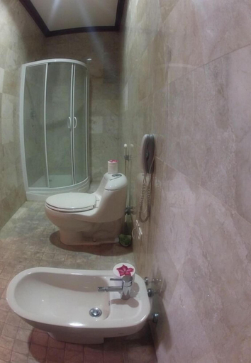 Bathroom 5, Langon Bali Resort, Badung