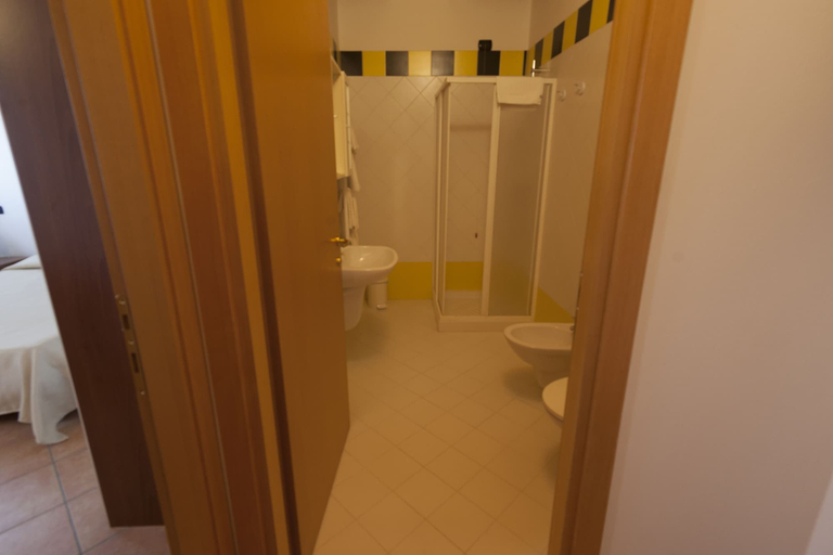 Bathroom 3, Locanda Veneta, Vicenza