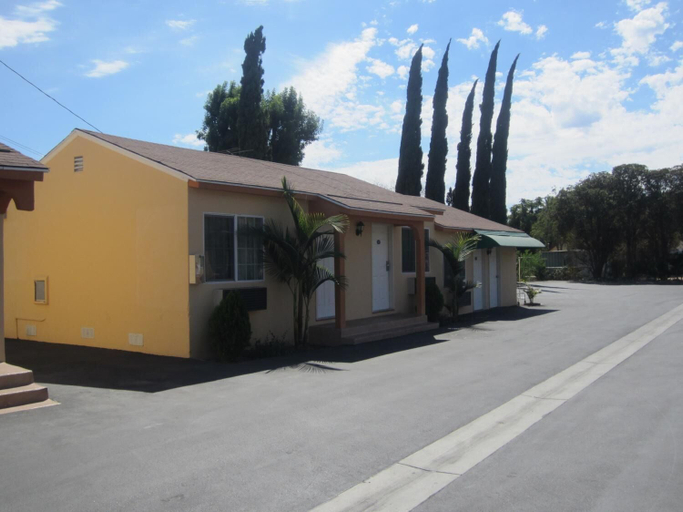 Exterior & Views 2, Starlight Inn Van Nuys, Los Angeles