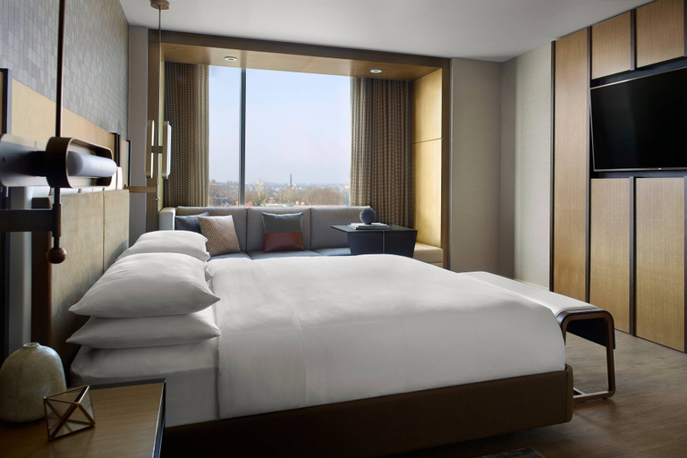 Bedroom 3, Lexington Marriott City Center, Fayette