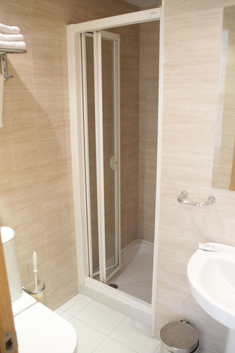 Bathroom 3, Hostal Francisco Salinas, Burgos
