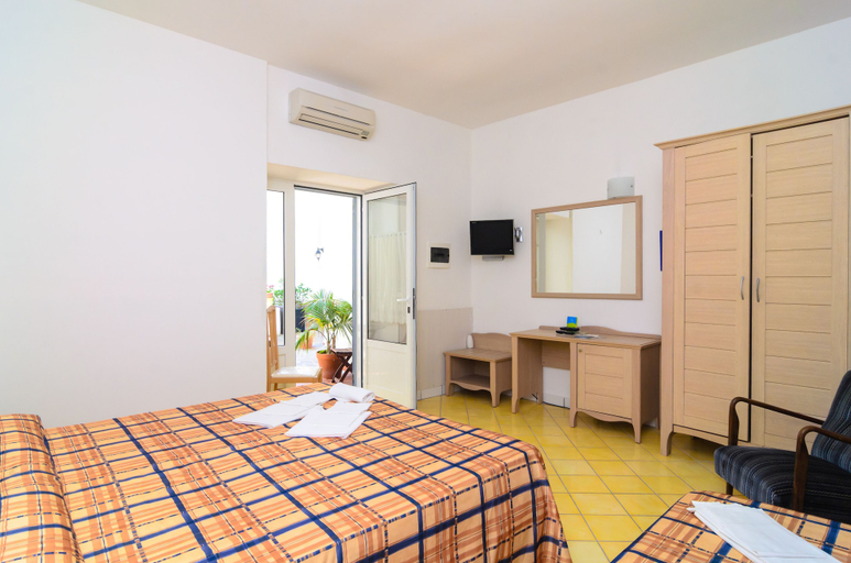 Bedroom 3, Albergo Villa Giusto, Napoli