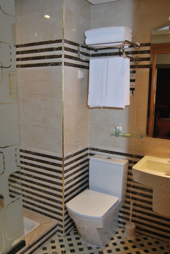 Bathroom 3, Residence Rofaida, Agadir-Ida ou Tanane